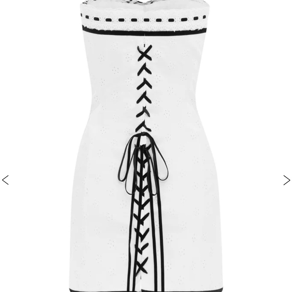 With Jean Sabrin dress - Picture 6 of 9